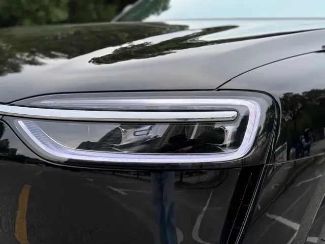 Aito M7 — Фото автомобиля 7