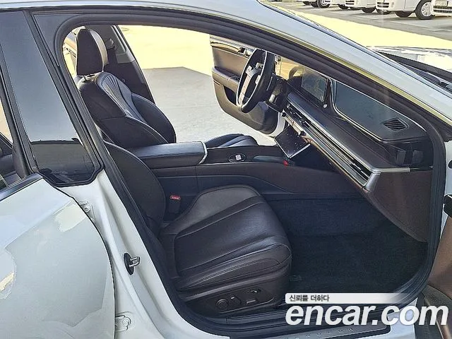 Hyundai Grandeur GN7 — Фото автомобиля 17