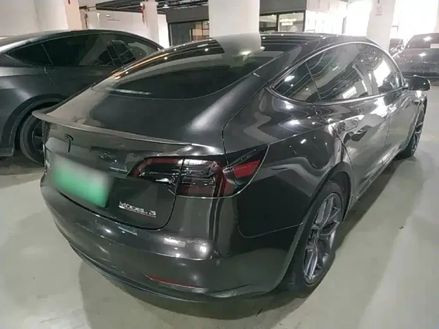 Tesla Model 3 2022 Performance High-Performance AWD — Фото автомобиля 6
