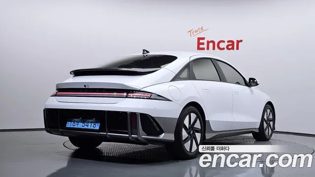 Hyundai Ioniq 6 — Фото автомобиля 2
