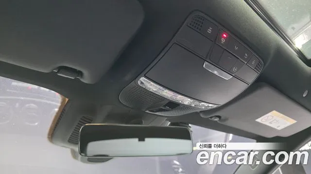 Mercedes-Benz E-Class — Фото автомобиля 18