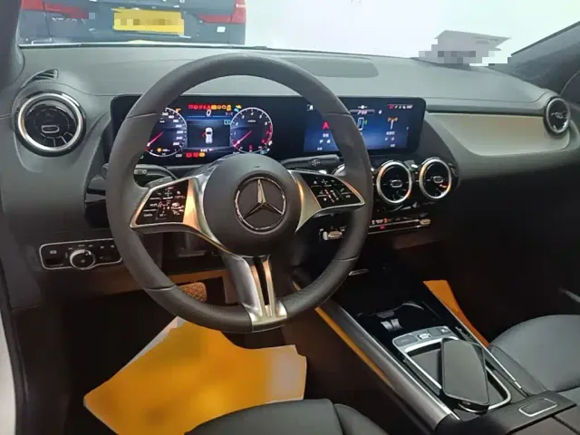 Mercedes-Benz GLA-Class — Фото автомобиля 10