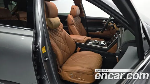 Genesis GV80 — Фото автомобиля 16