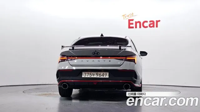 Hyundai AVANTE — Фото автомобиля 4