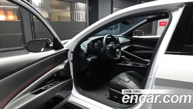 Hyundai Avante CN7 — Фото автомобиля 10