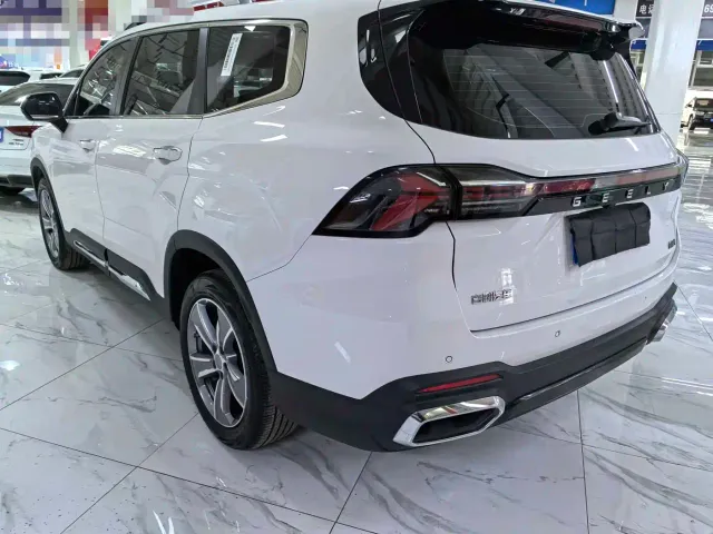 Geely Haoyue L — Фото автомобиля 4