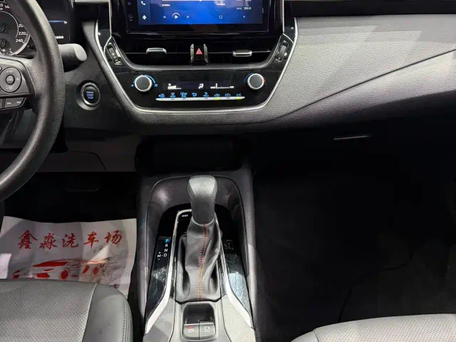 Toyota Corolla — Фото автомобиля 12