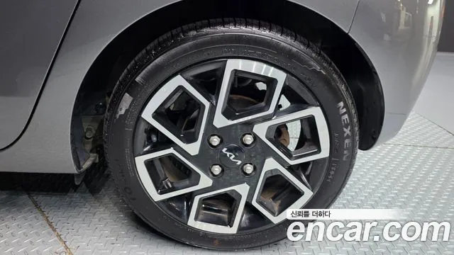 Kia RAY Новый Kia Ray Signature — Фото автомобиля 19