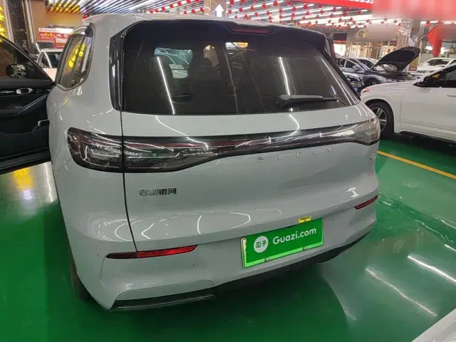 Geely Galaxy E5 — Фото автомобиля 5
