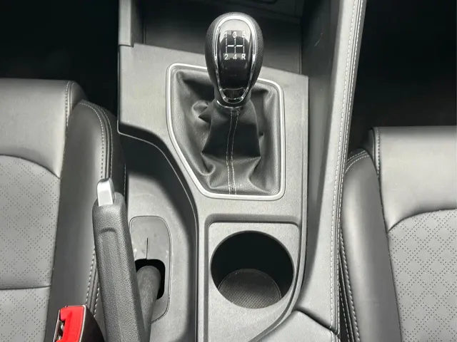 Changan Eado — Фото автомобиля 12