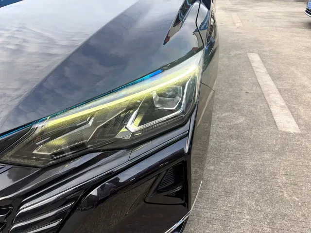 Dongfeng Yixuan MAX — Фото автомобиля 10