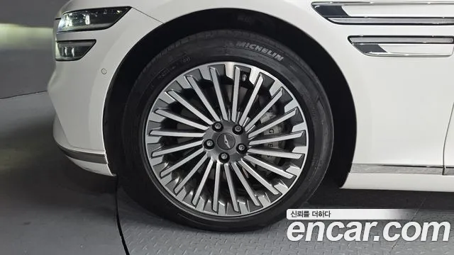 Genesis G80 Electrified G80 (RG3) — Фото автомобиля 5