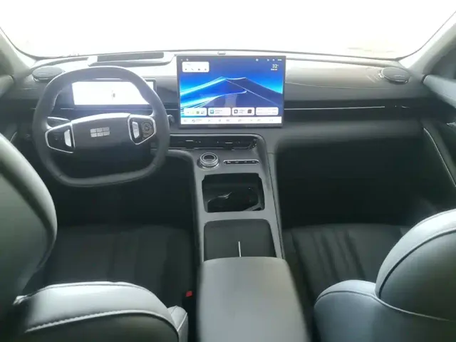 Geely Galaxy E5 — Фото автомобиля 9