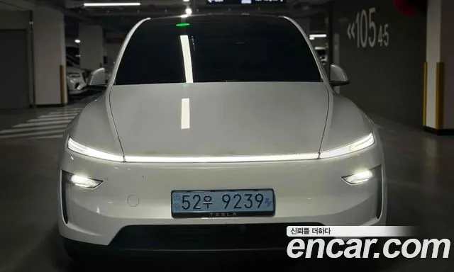 Tesla Model Y — Фото автомобиля 3