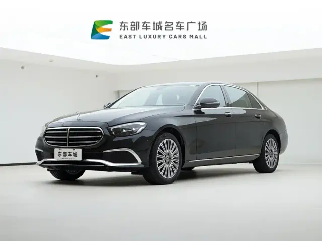 Фотография автомобиля — Mercedes-Benz E-Class