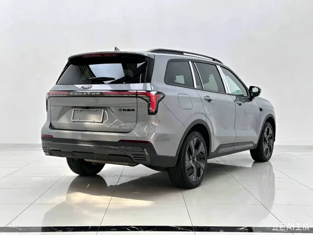 Ford Lingyu — Фото автомобиля 3