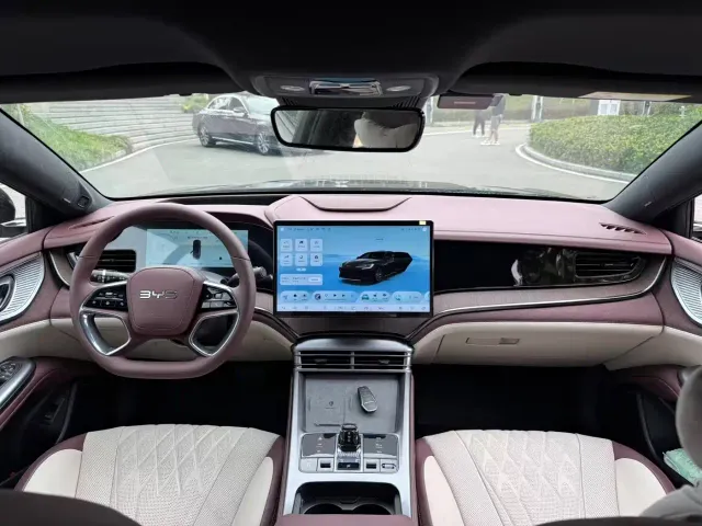 BYD Seal — Фото автомобиля 9