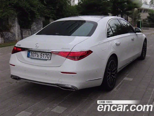 Mercedes-Benz S-Class — Фото автомобиля 3