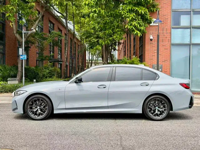 BMW 3 Series — Фото автомобиля 2