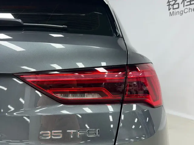 Audi Q3 — Фото автомобиля 9