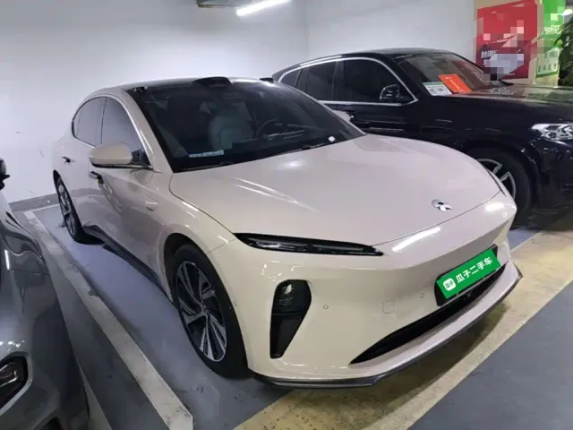 Nio ET5 — Фото автомобиля 3