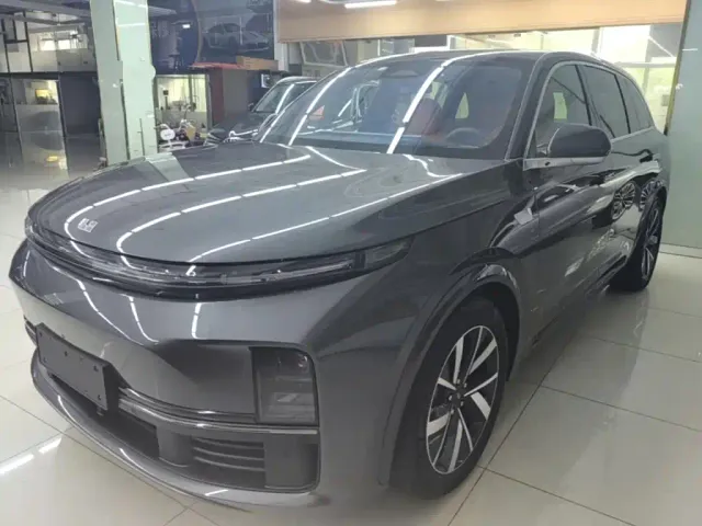 Фотография автомобиля — Li Auto L7