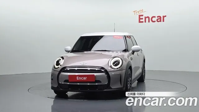 MINI Cooper — Фото автомобиля 3