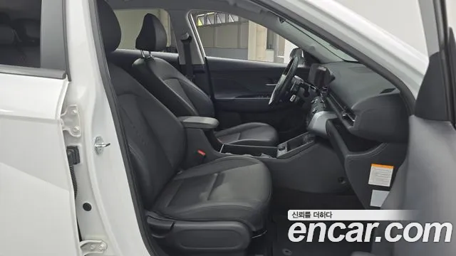 Hyundai Kona SX2 — Фото автомобиля 10