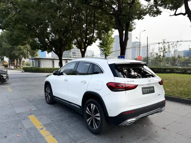 Mercedes-Benz GLA-Class — Фото автомобиля 8