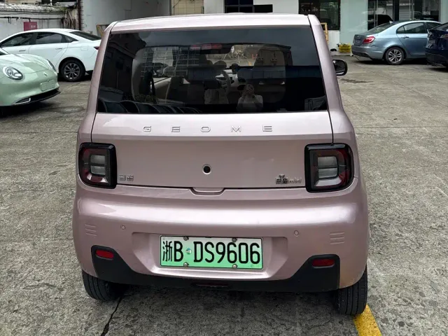Geely Panda — Фото автомобиля 4