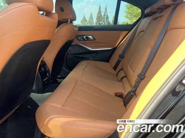 BMW 3-Series 3 серия (G20) 320i M Sport — Фото автомобиля 9