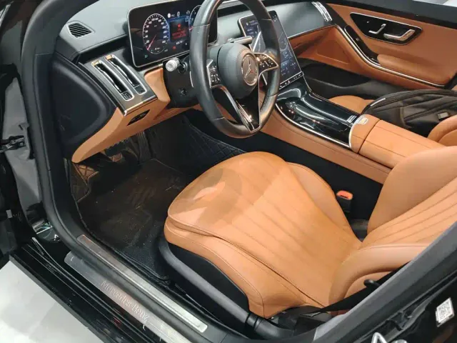 Mercedes-Benz S-Class — Фото автомобиля 14