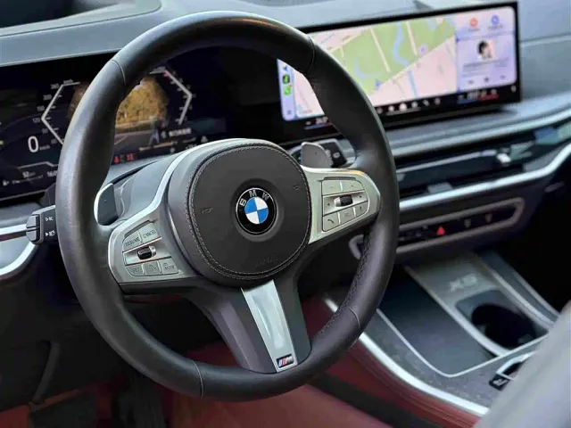 BMW X5 — Фото автомобиля 10