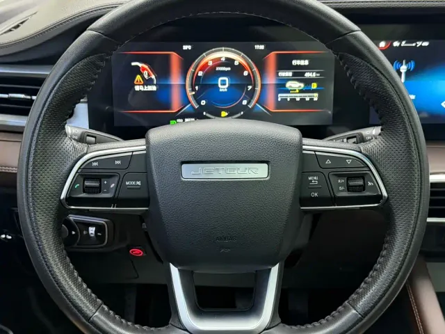 Jetour X90 Plus — Фото автомобиля 18
