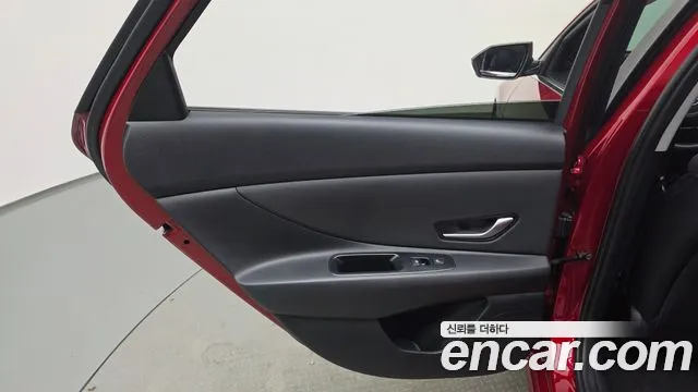 Hyundai AVANTE Новый Avante (CN7) — Фото автомобиля 6