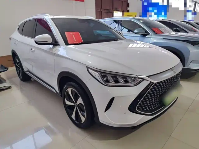 BYD Song PLUS — Фото автомобиля 3