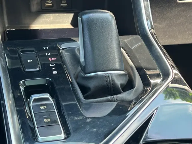 Wuling Asta — Фото автомобиля 11