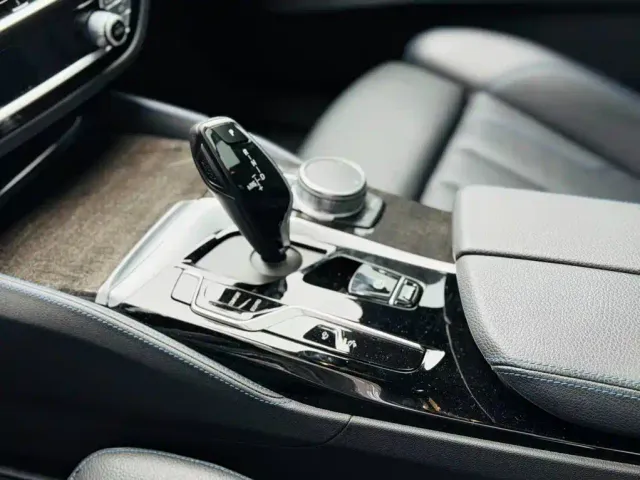BMW 6 Series Gran Turismo — Фото автомобиля 13