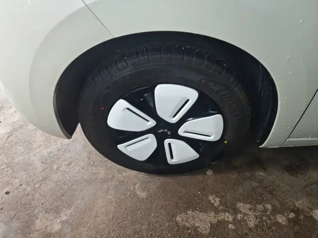 Wuling Hongguang Mini EV — Фото автомобиля 22