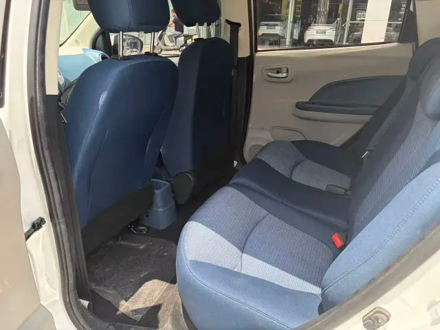 Changan Benben E-Star — Фото автомобиля 10