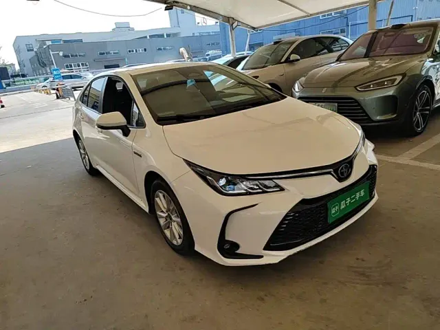 Toyota Corolla — Фото автомобиля 3