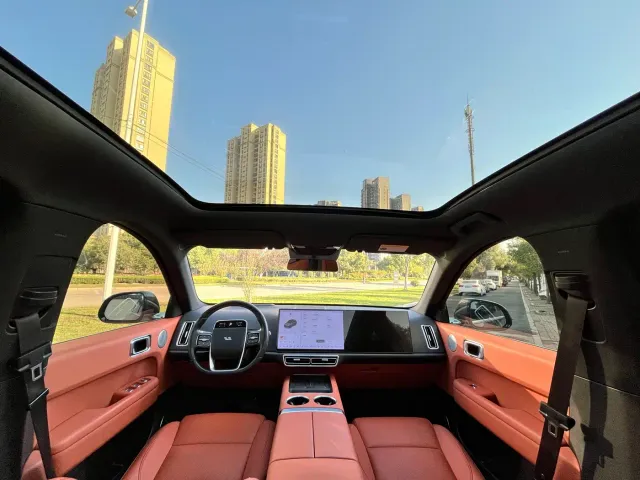 Li Auto L6 — Фото автомобиля 7