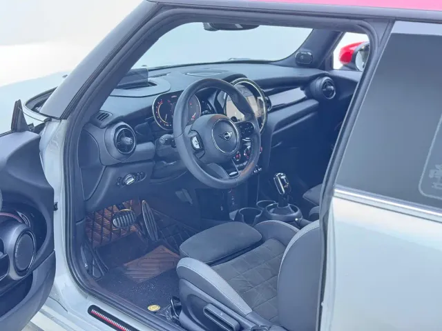 MINI John Cooper Works — Фото автомобиля 20