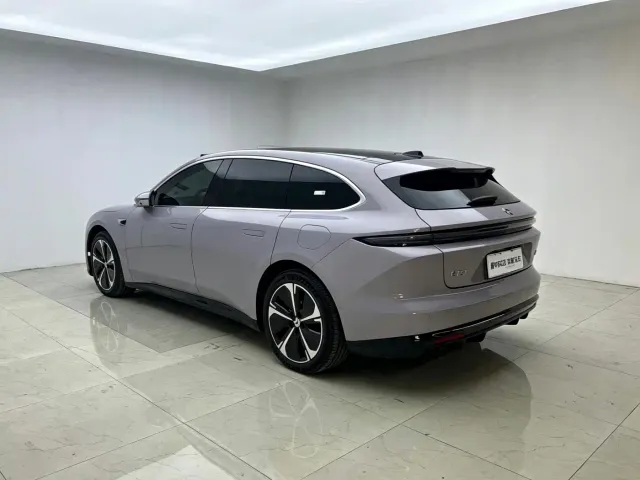 Nio ET5 Touring — Фото автомобиля 5