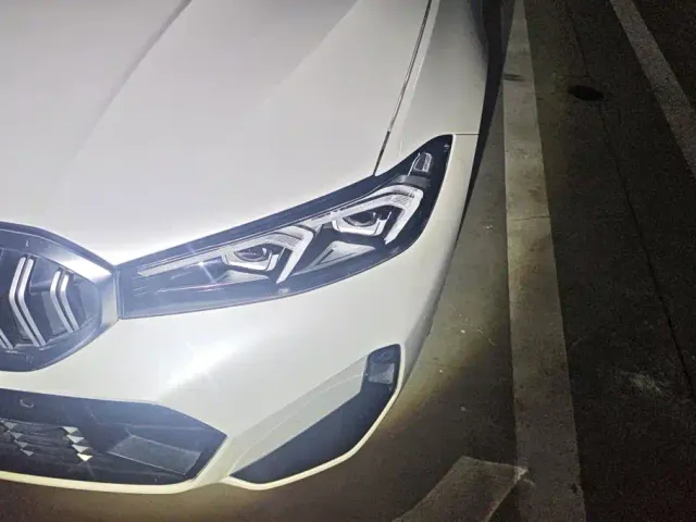 BMW 3 Series — Фото автомобиля 5