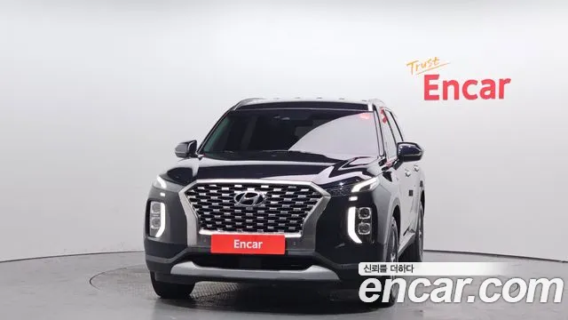 Hyundai Palisade Palisade Дизель 2.2 2WD — Фото автомобиля 3