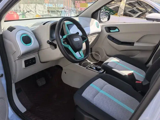 JMEV Xiaoqilin — Фото автомобиля 3