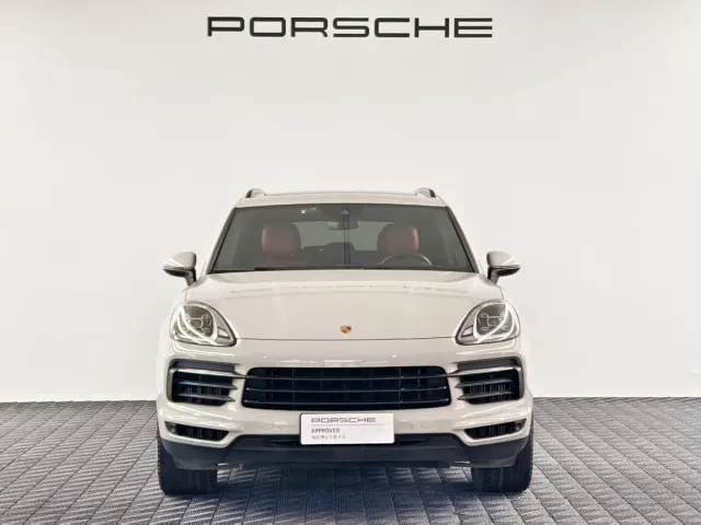 Porsche Cayenne — Фото автомобиля 2