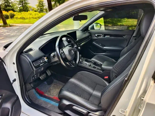 Honda Civic — Фото автомобиля 4