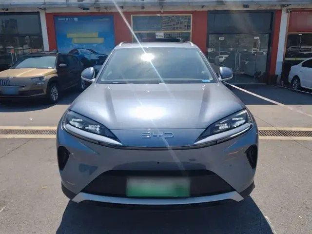 BYD Hai Shi 07 DM-i — Фото автомобиля 2
